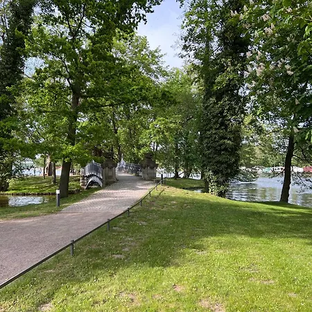 Lieblingsplatz - An Der Liebesinsel Mirow